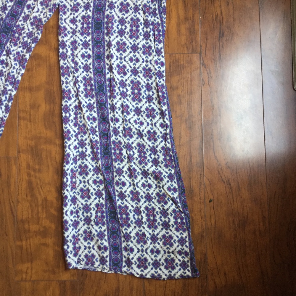 Brandy Melville- Palazzo wide leg Pants. Size OS - Picture 3 of 5